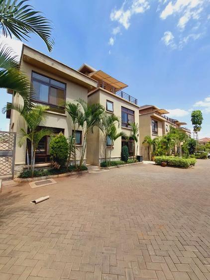 5 Bed Townhouse with En Suite in Kileleshwa