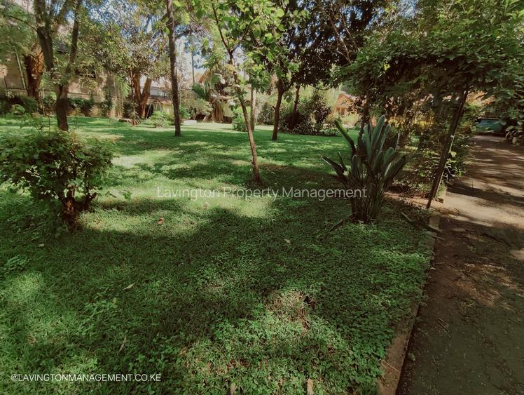 0.8 ft² Commercial Land at Mugumo Rd