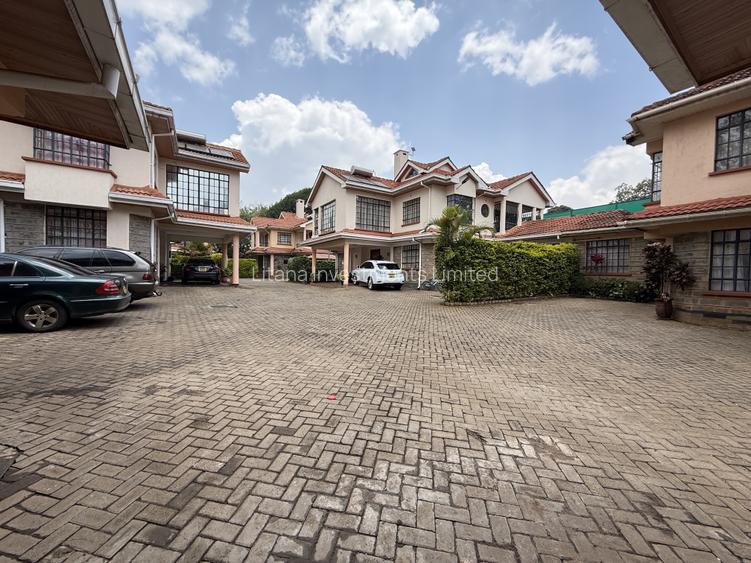 4 Bed Townhouse with En Suite in Lavington