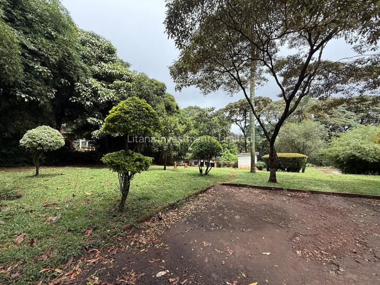 5 ac Land in Kitisuru
