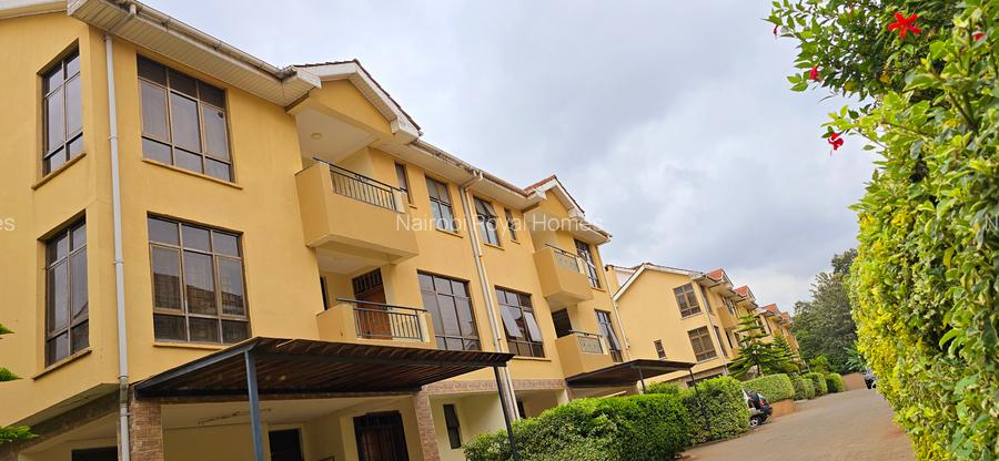 5 Bed Townhouse with En Suite at Lavington Green