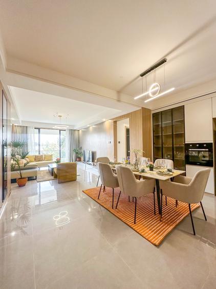 3 Bed Apartment with En Suite in Riverside 3 Bed Apartment with En Suite in Riverside