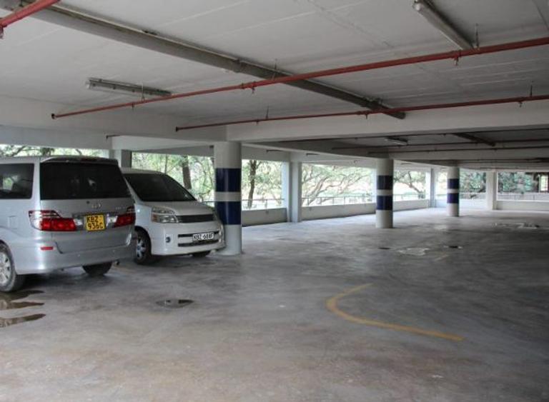 1,200 ft² Office with Service Charge Included at 4Th Ngong