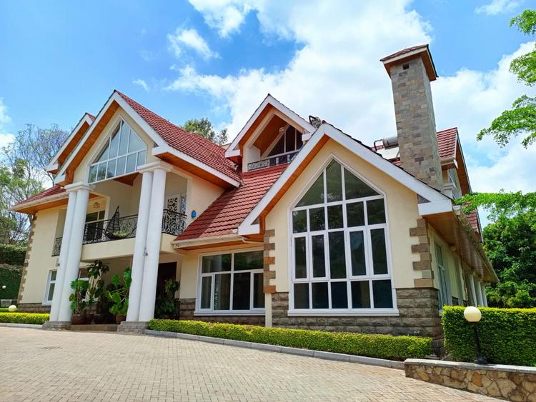 5 Bed House with En Suite in Runda 5 Bed House with En Suite in Runda