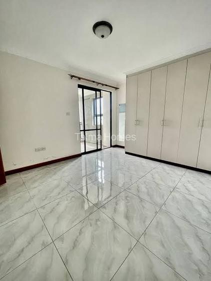 2 Bed Apartment with En Suite at Near Sarit Centre