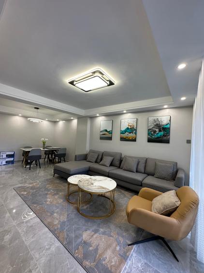 2 Bed Apartment with En Suite in Lavington 2 Bed Apartment with En Suite in Lavington