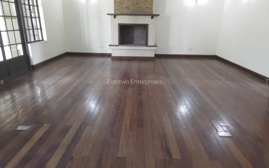 5 Bed House with Garden in Karen Hardy