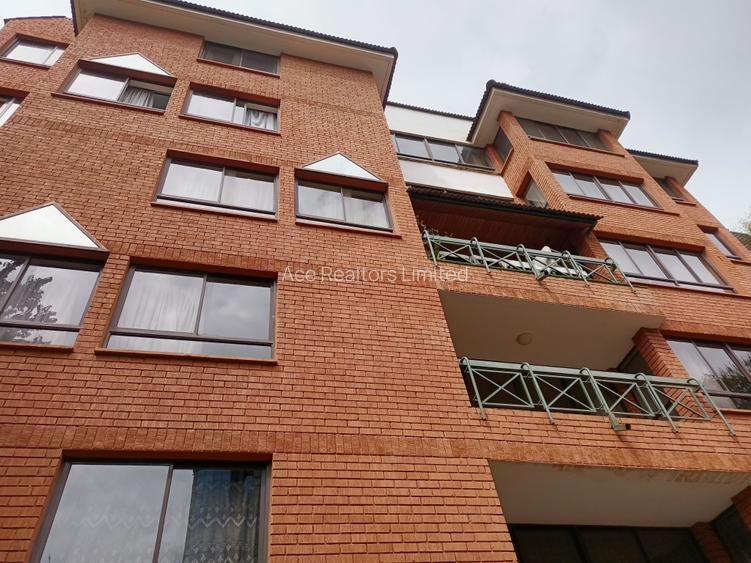 3 Bed Apartment with En Suite at Lantana Road