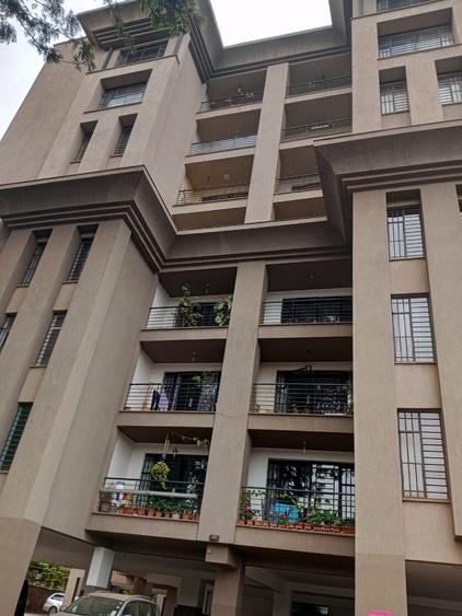 3 Bed Apartment with En Suite in Parklands