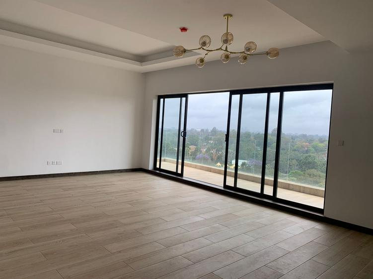 3 Bed Apartment with En Suite at Rosslyn