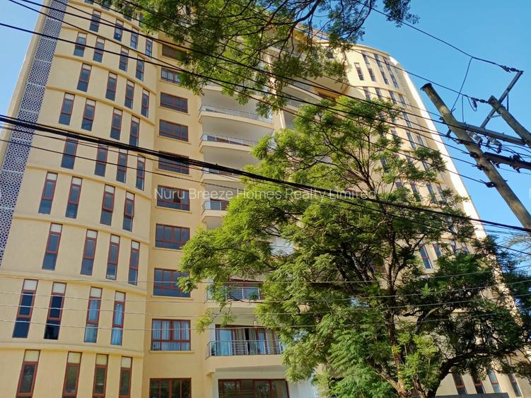 3 Bed Apartment with En Suite in Lavington