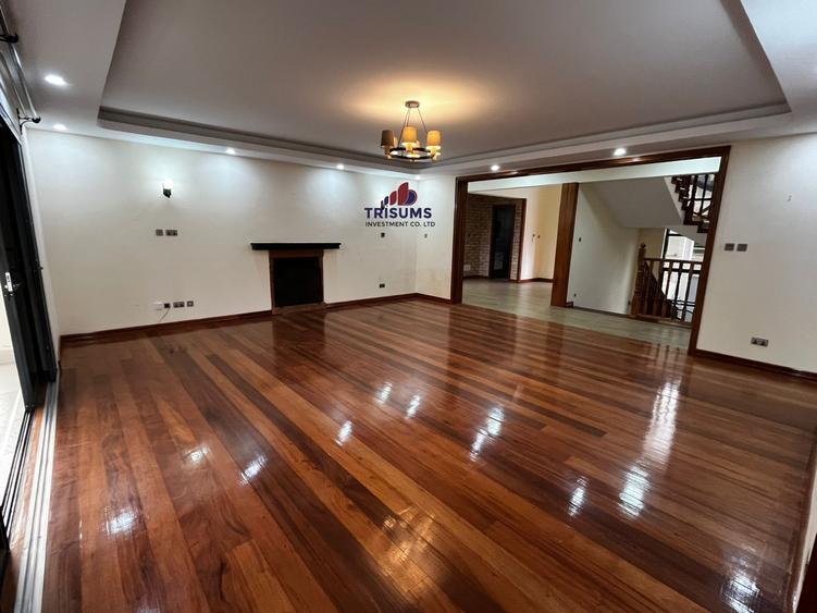 5 Bed Townhouse with En Suite in Westlands Area 5 Bed Townhouse with En Suite in Westlands Area