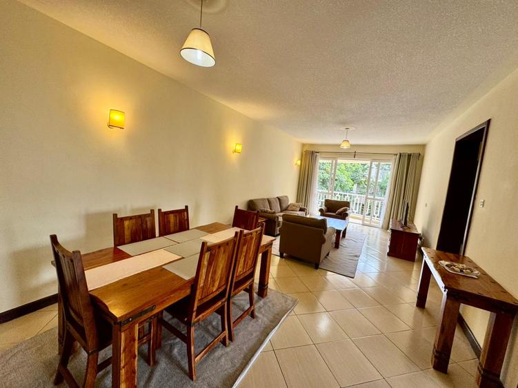 Furnished 2 Bed Apartment with En Suite at Brookside Drive