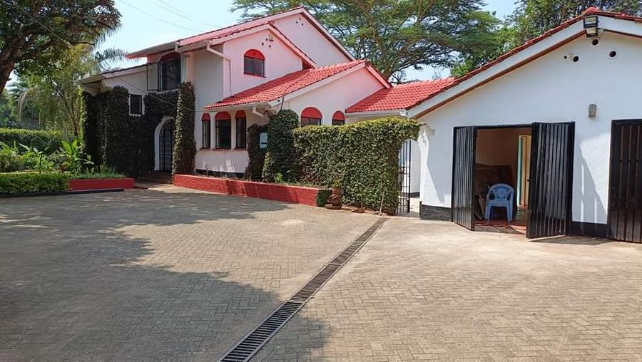 4 Bed House with En Suite at Runda