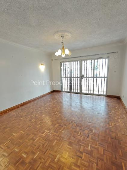 4 Bed Apartment with En Suite in Westlands Area