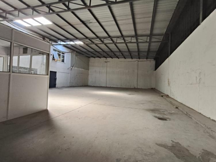 4,000 ft² Warehouse with Service Charge Included in Mombasa Road