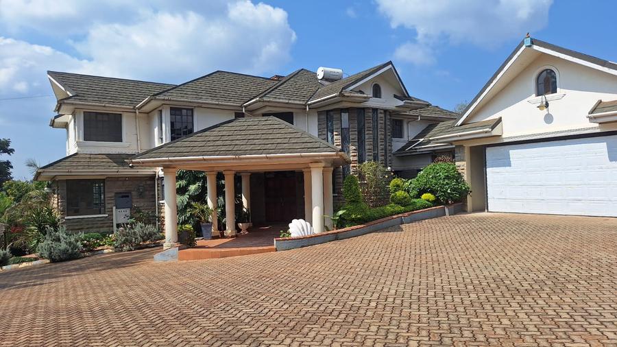 6 Bed House with En Suite in Kitisuru 6 Bed House with En Suite in Kitisuru