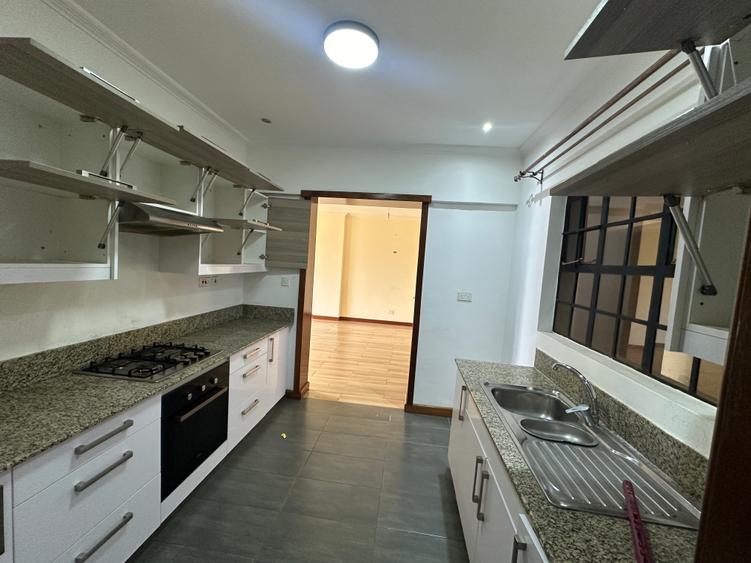 Serviced 2 Bed Apartment with En Suite in Westlands Area