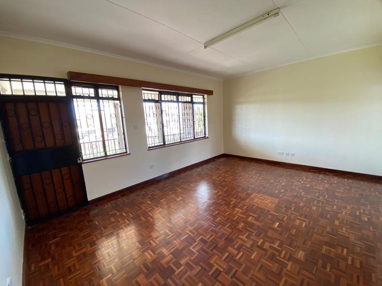 4 Bed House with En Suite in Runda - Altro