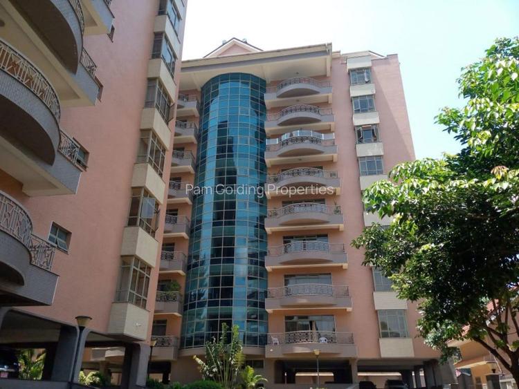 3 Bed Apartment with En Suite in Kilimani