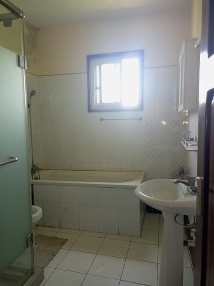 4 Bed Apartment with Backup Generator in Nyali Area - Ansicht 3
