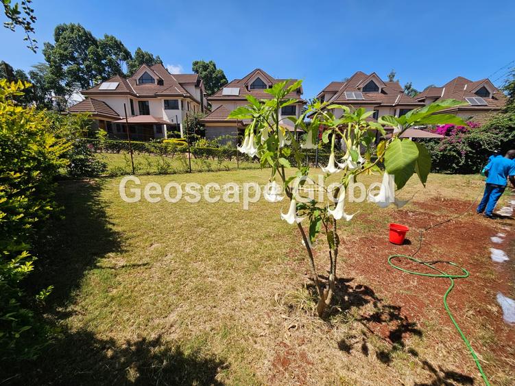 4 Bed House with En Suite in Runda