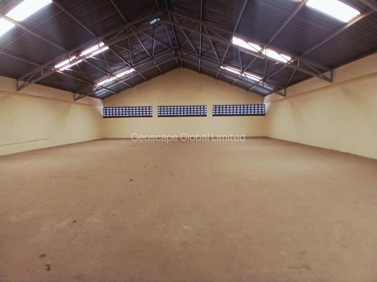 11,260 ft² Warehouse with Parking in Syokimau