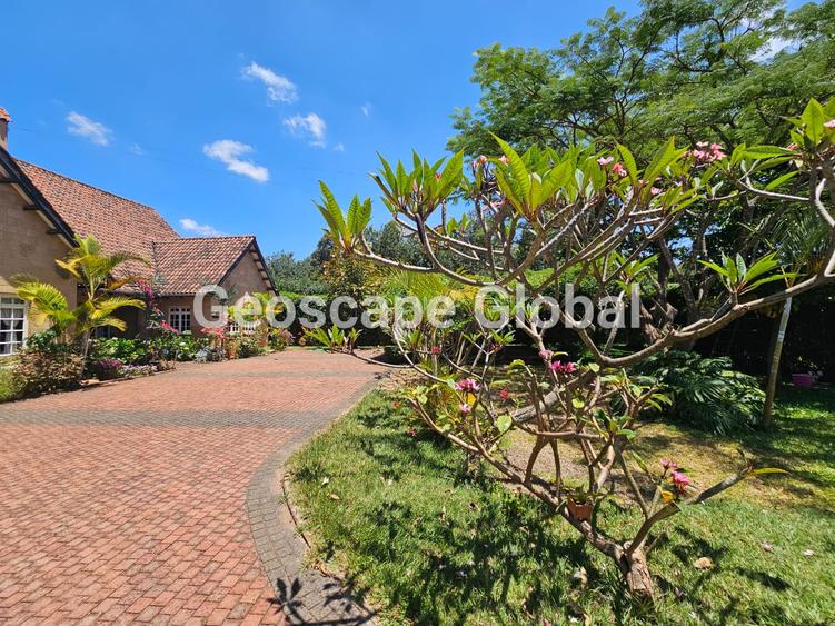 4 Bed House with En Suite in Runda