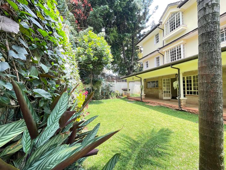 5 Bed Townhouse with Staff Quarters in Lavington