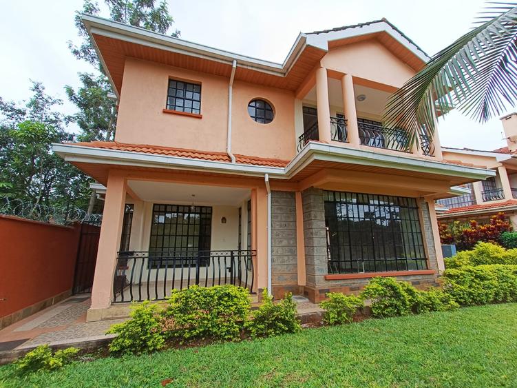 5 Bed House with En Suite in Lavington