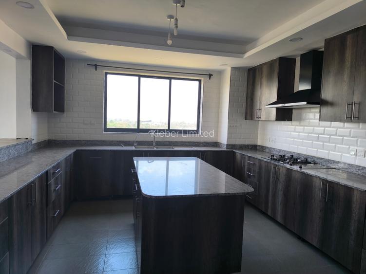 5 Bed Apartment with En Suite at Gitanga Road
