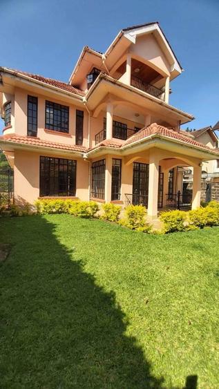 5 Bed Townhouse with En Suite at Lavington