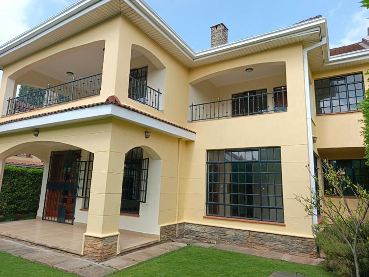 4 Bed Townhouse with En Suite in Lavington