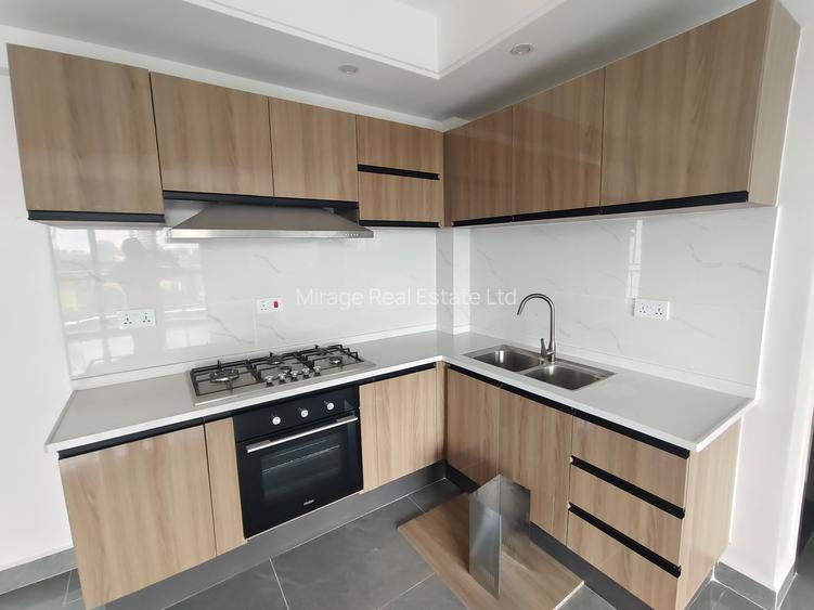 2 Bed Apartment with Gym in Riverside