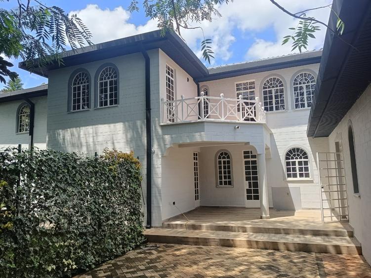 4 Bed House with En Suite at Runda