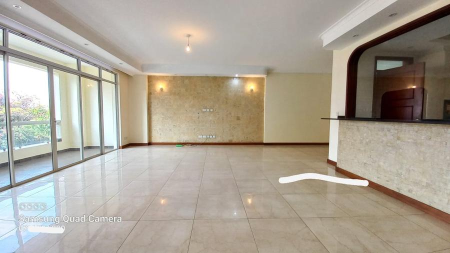 3 Bed Apartment with En Suite in Parklands