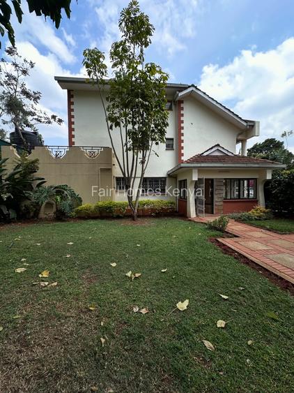 5 Bed Townhouse with En Suite at James Gichuru