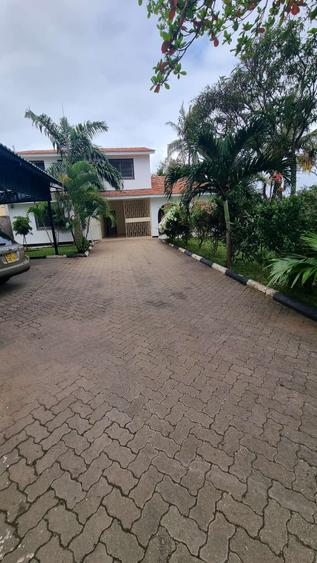 4 Bed House with En Suite at Nyali