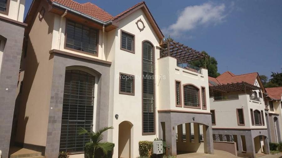 5 Bed Villa with En Suite at Convernt Drive
