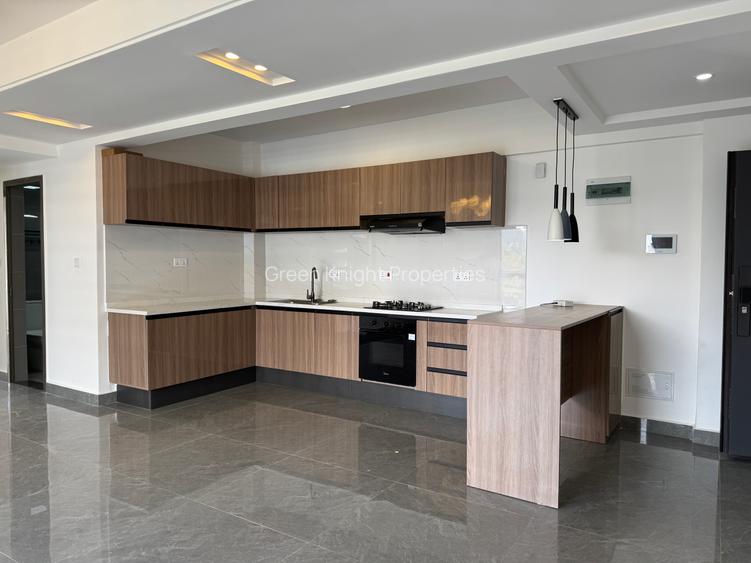 Serviced 2 Bed Apartment with En Suite in Riverside