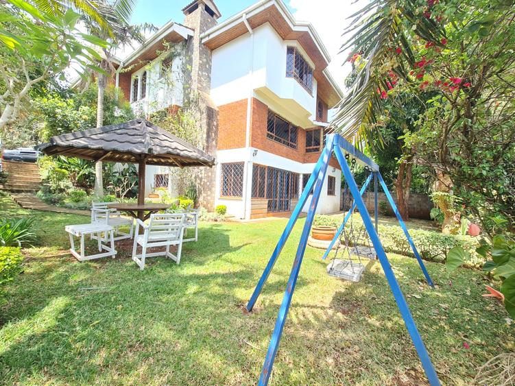 6 Bed Townhouse with En Suite at Grevillea Groove 6 Bed Townhouse with En Suite at Grevillea Groove