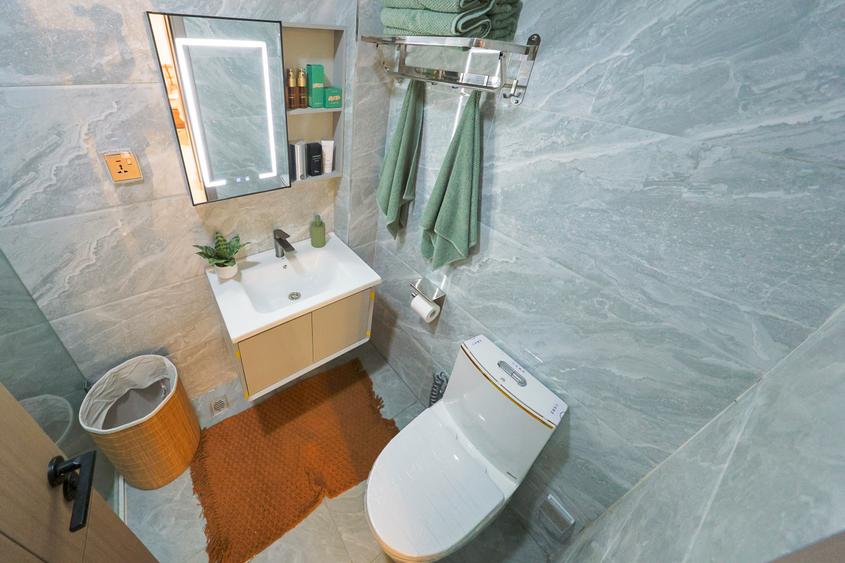 2 Bed Apartment with En Suite at Sports Road - Bild 2