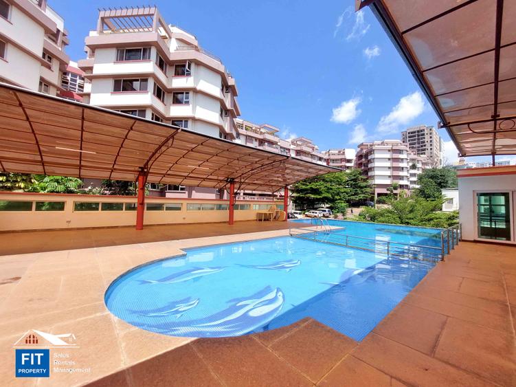 3 Bed Apartment with En Suite in Parklands