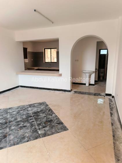 Serviced 2 Bed Apartment with En Suite at Tudor