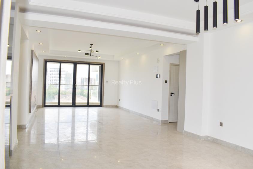 3 Bed Apartment with En Suite at N