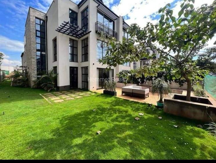 4 Bed Villa with En Suite in Runda