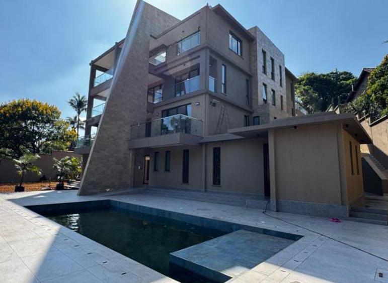 6 Bed Villa with En Suite in Nyari 6 Bed Villa with En Suite in Nyari