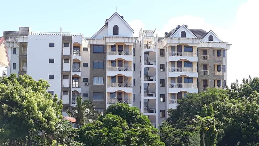 3 Bed Apartment with En Suite in Nyali Area