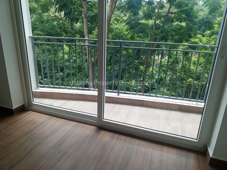 2 Bed Apartment with En Suite in General Mathenge