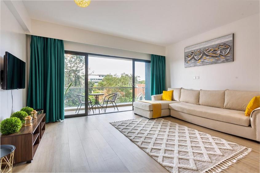 Furnished 2 Bed Apartment with En Suite in Riverside